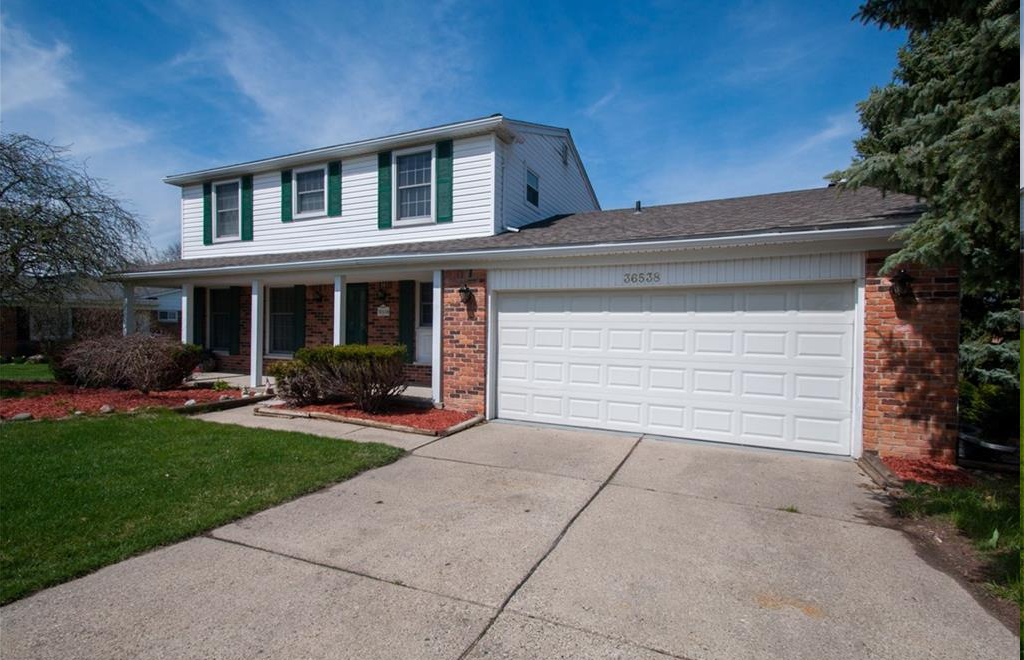 36538 Saxony Rd, Farmington Homes for sale